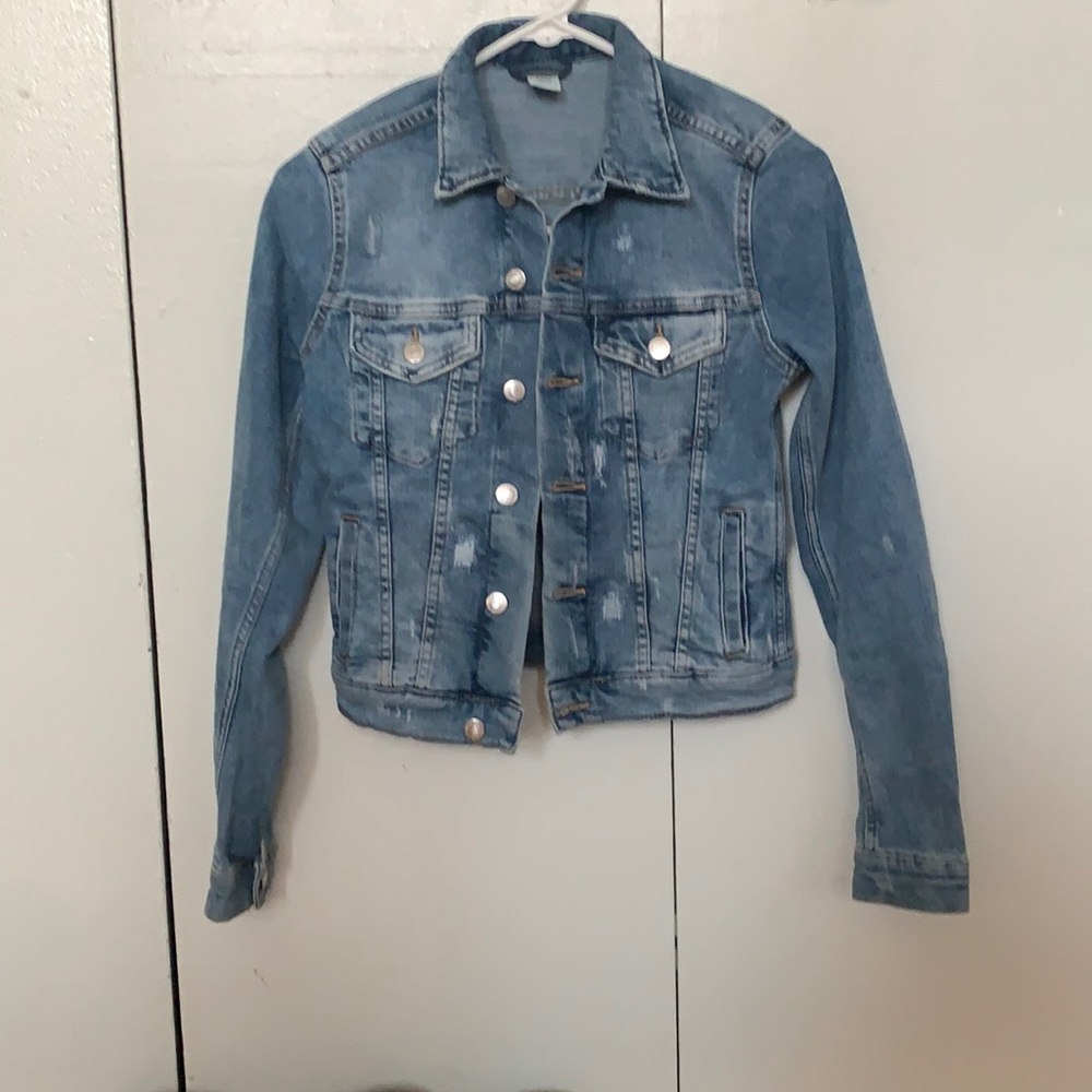 This a a blue jacket